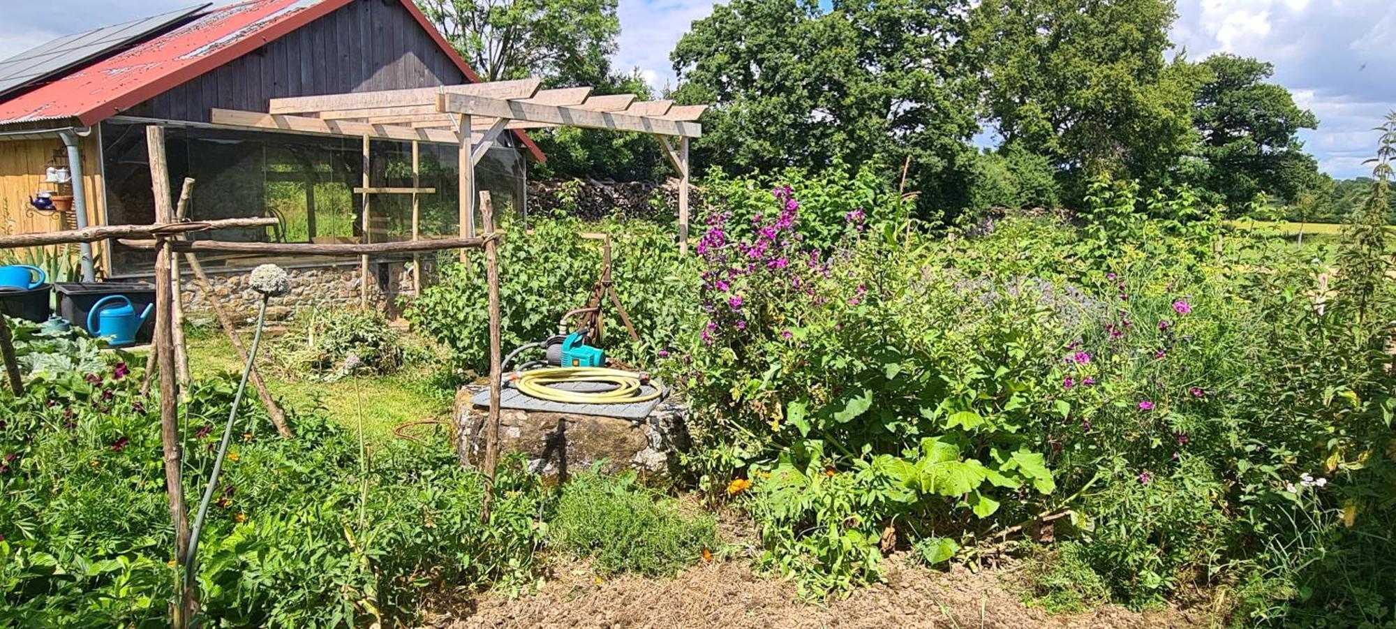 Roulotte A La Ferme Buissonniere Villa La Lande-de-Louge Bagian luar foto